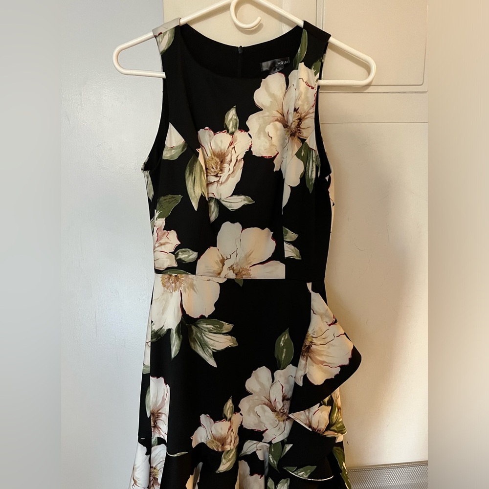 NWOT! Aqua (Bloomingdale’s) Black Dress with Floral Design - Picture 3 of 4